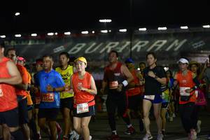 BIB: 22848, 21544, 287, 29494
                            <button type="button" onclick="openModal(10862755)" class="btn btn-primary btn-sm float-right btn-popup" data-toggle="modal" data-target=".modal-high-quality">
                        <i class="fas fa-shopping-cart"></i> Add to Cart
                    </button>
                                            <button type="button" onclick="isThisMe(10862755, true)" class="btn btn-success btn-sm float-right btn-popup btn-isme hidden" data-toggle="tooltip" data-placement="bottom" title="นี่คือรูปของคุณใช่ไหม คลิกที่นี่เพื่อเอาเข้าอัลบั้ม">
                        <i class="fas fa-plus"></i> Add to album
                    </button>
                    <button type="button" onclick="isThisMe(10862755, false)" class="btn btn-warning btn-sm float-right btn-popup btn-isnotme hidden">
                        <i class="fas fa-ban"></i> Remove from album
                    </button>